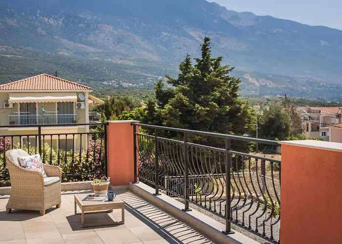 Annino In Village With Private Pool! * Karavádhos