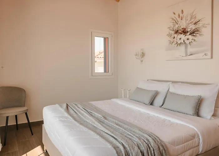 Annino In Village With Private Pool! *