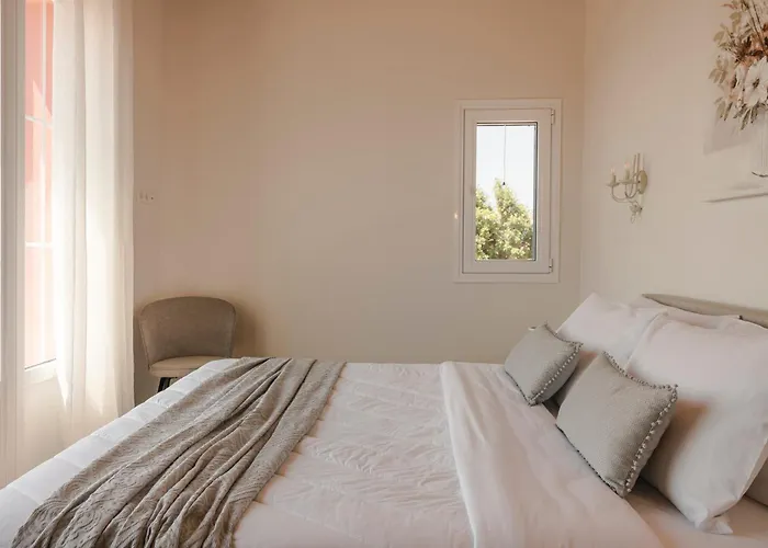 Villa Annino In Village With Private Pool!