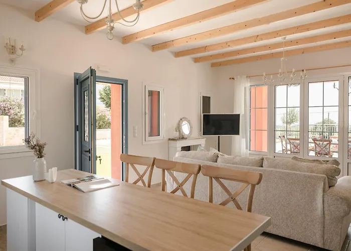 Annino In Village With Private Pool! *