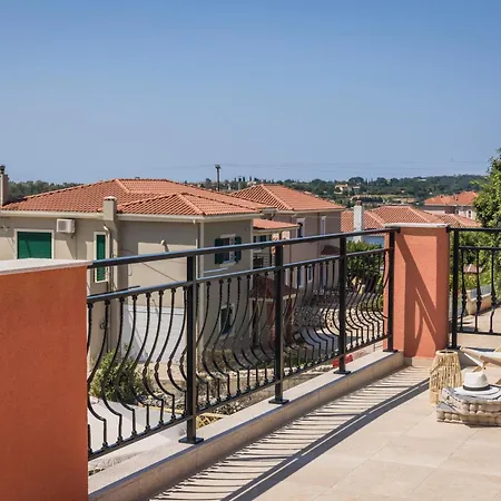 Villa Annino In Village With Private Pool! Karavádhos