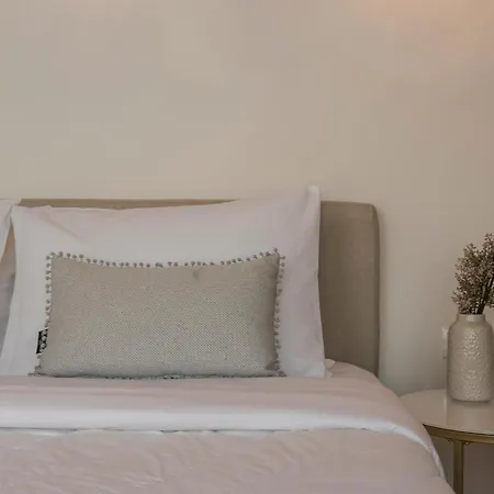 Annino In Village With Private Pool!