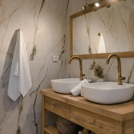 Villa Annino In Village With Private Pool!