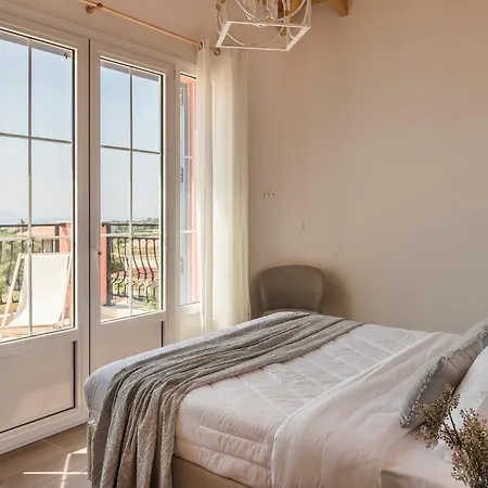 Annino In Village With Private Pool! Villa Karavádhos