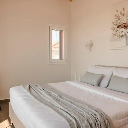 Annino In Village With Private Pool! *