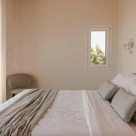 Villa Annino In Village With Private Pool!